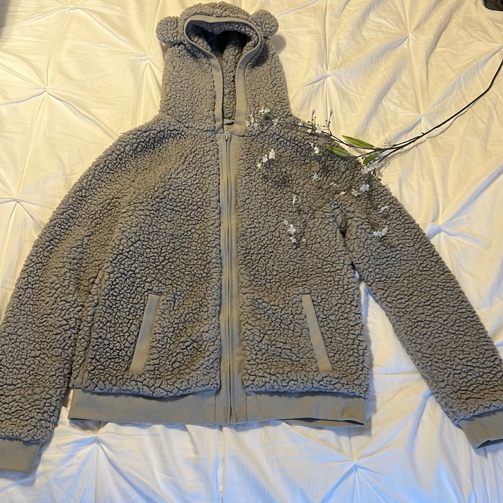 Aeropostale hoodie sweater in gray